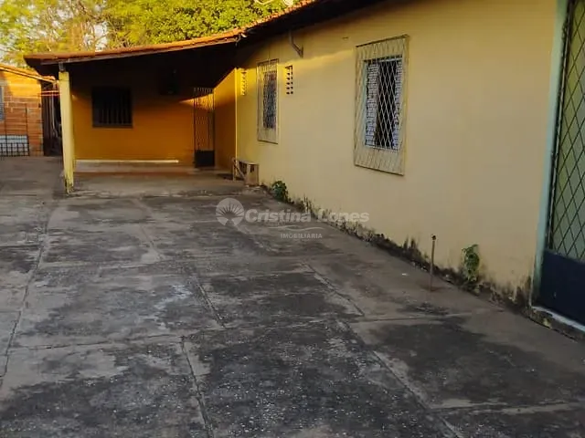 Casa com 450m² 4 quartos e 2 banheiros, à venda, no bairro Brasilar em Teresina