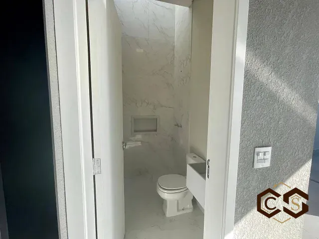 Casa com 300m² 3 quartos e 5 banheiros, à venda, no bairro Colinas de Indaiatuba em Indaiatuba