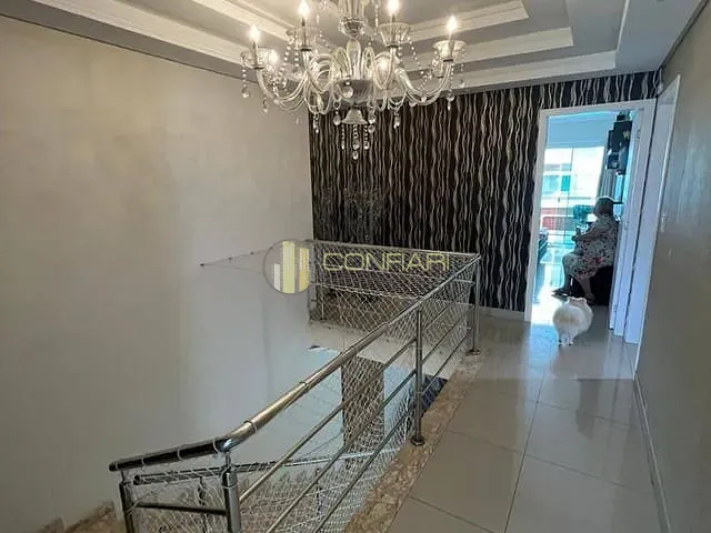 Casa 3 quartos e 5 banheiros, à venda, no bairro Perequê em Porto Belo