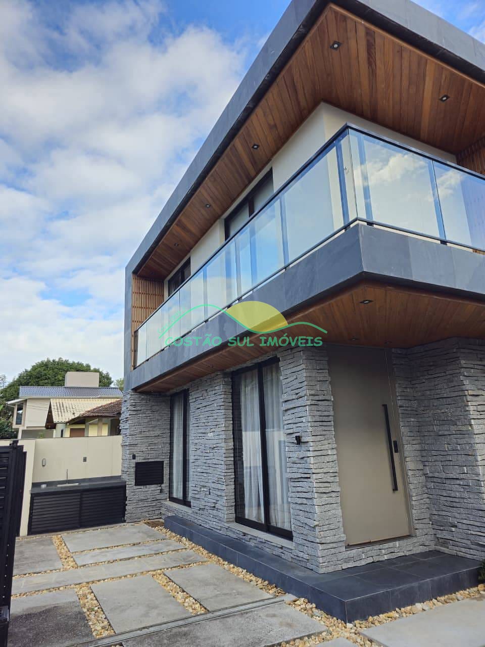 Casa, 3 quartos, 188 m² - Foto 1