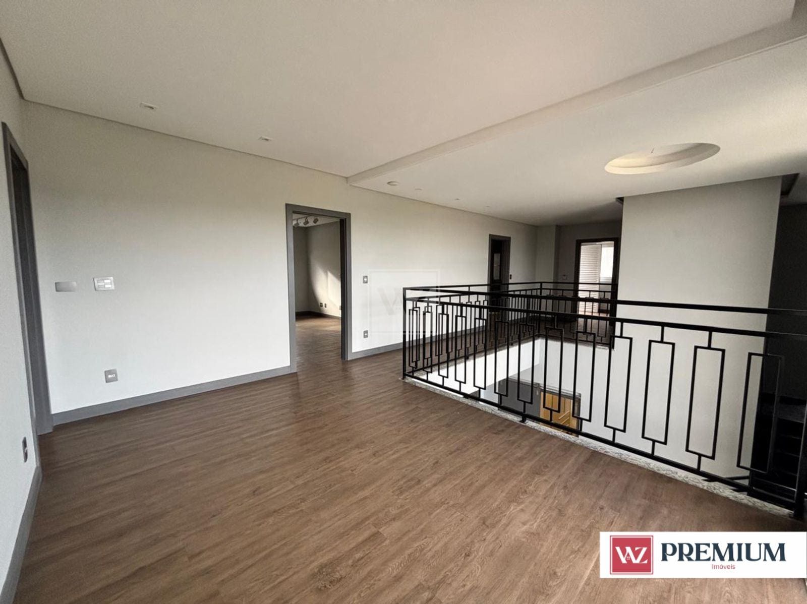 Casa à venda com 4 quartos, 450m² - Foto 31