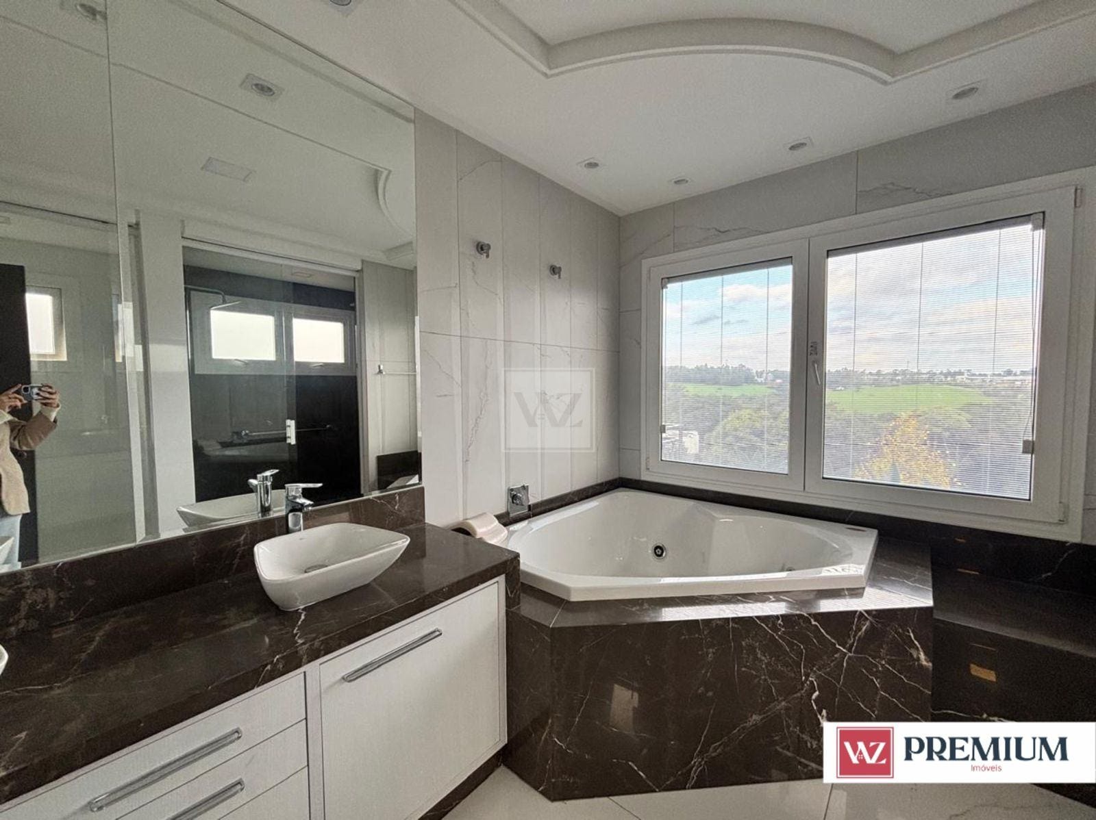 Casa à venda com 4 quartos, 450m² - Foto 33