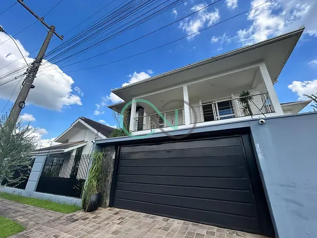 Casa com 434m² 4 quartos e 3 banheiros, à venda, no bairro Centenário em Sapiranga
