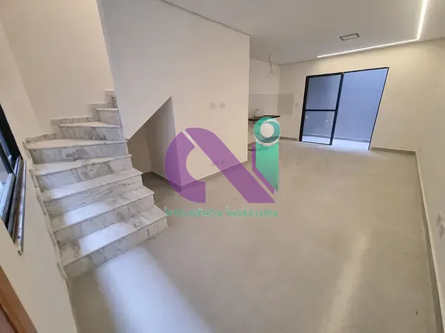 Casa com 60m² 2 quartos e 2 banheiros, à venda, no bairro Pestana em Osasco