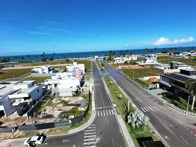 Casa 3 quartos e 3 banheiros, à venda, no bairro Nossa Senhora da Vitória em Ilhéus