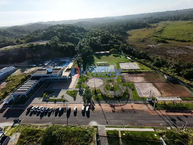 Casa 3 quartos e 3 banheiros, à venda, no bairro Nossa Senhora da Vitória em Ilhéus