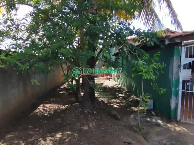 Casa 4 quartos e 2 banheiros, à venda, no bairro Nova Canarana em Canarana