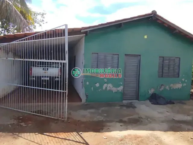 Casa 4 quartos e 2 banheiros, à venda, no bairro Nova Canarana em Canarana