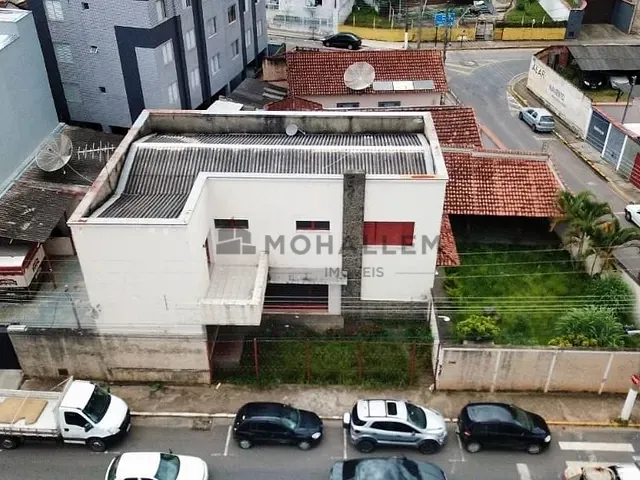Casa com 572m², à venda, no bairro Varginha em Itajubá