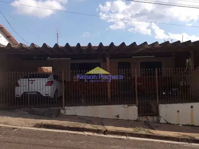 Casa com 250m² 2 quartos e 1 banheiro, à venda, no bairro Nova Aparecida em Capivari