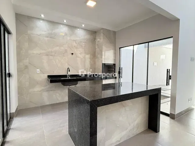 Casa com 150m² 3 quartos e 2 banheiros, à venda, no bairro Residencial Campos do Jordão em Anápolis