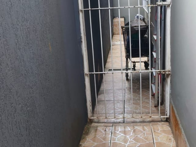Casa 3 quartos e 1 banheiro, à venda, no bairro EXTEÇÃO BOSQUE em Rio das Ostras
