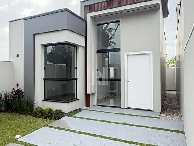 Casa 2 quartos e 1 banheiro, à venda, no bairro Moura em Canelinha