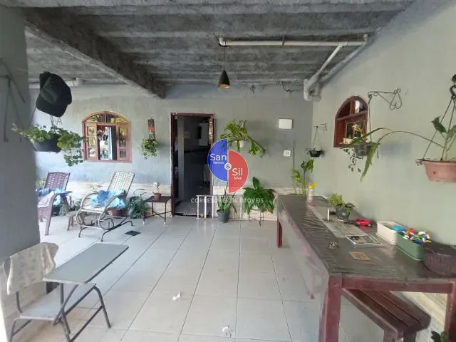 Casa com 720m² 5 quartos e 3 banheiros, à venda, no bairro Jardim da Paz (Praia de Mauá) em Magé
