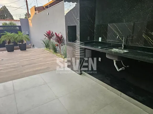 Casa com 180m² 2 quartos e 1 banheiro, à venda, no bairro Jardim Dona Lili em Bauru