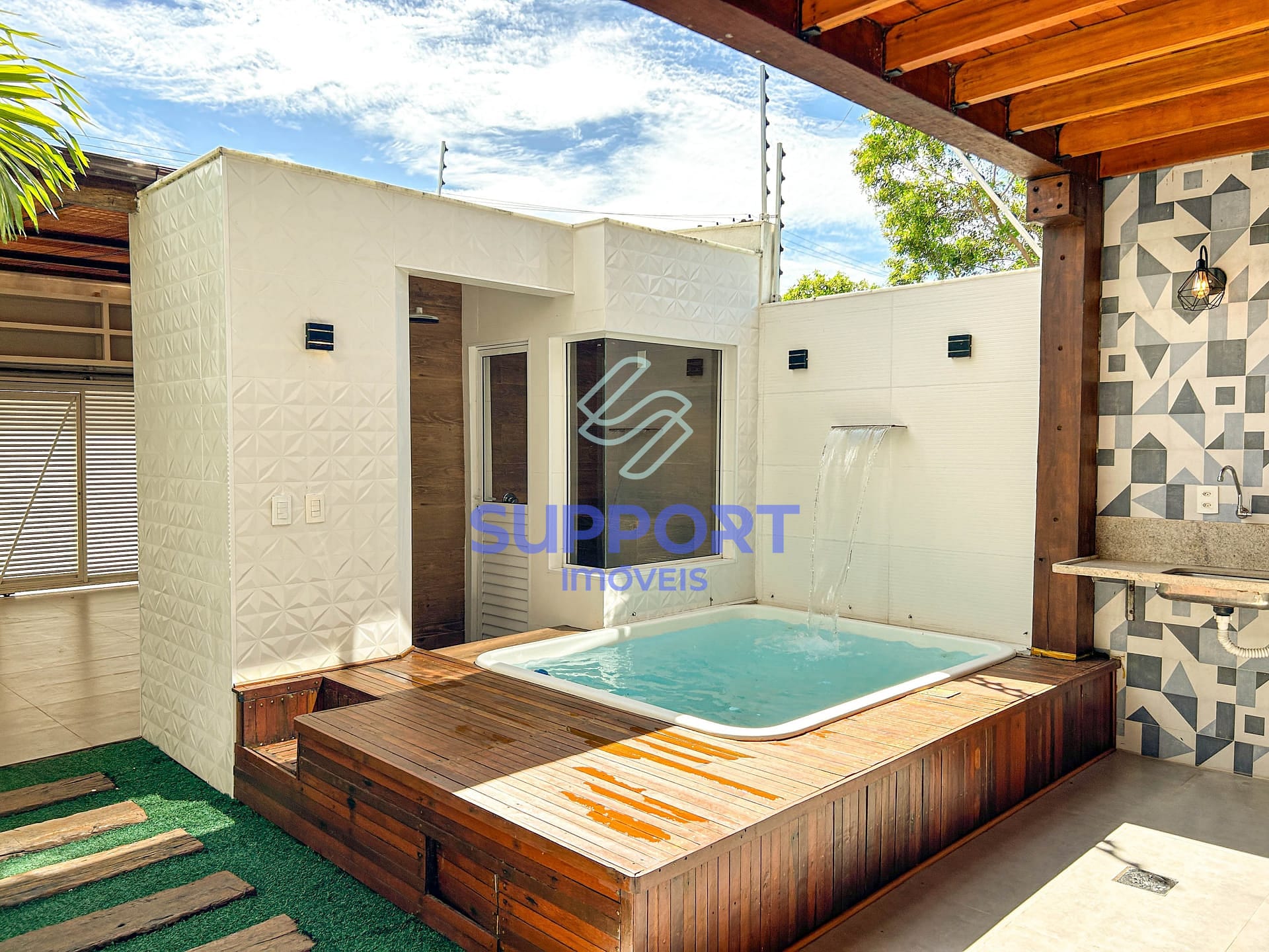 Casa à venda com 4 quartos, 230m² - Foto 8