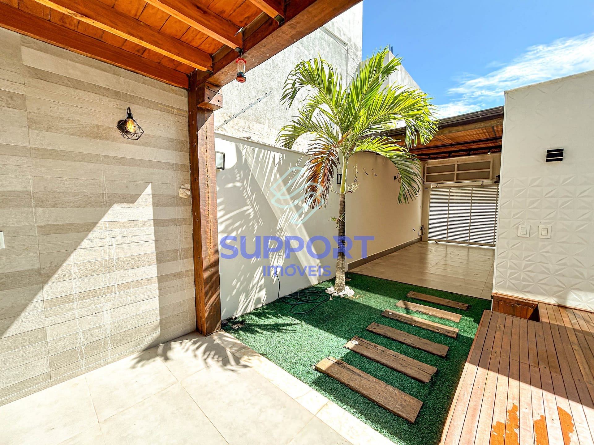 Casa à venda com 4 quartos, 230m² - Foto 10