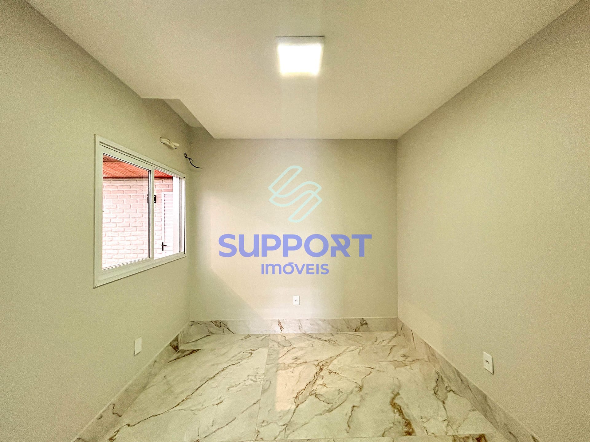 Casa à venda com 4 quartos, 230m² - Foto 24