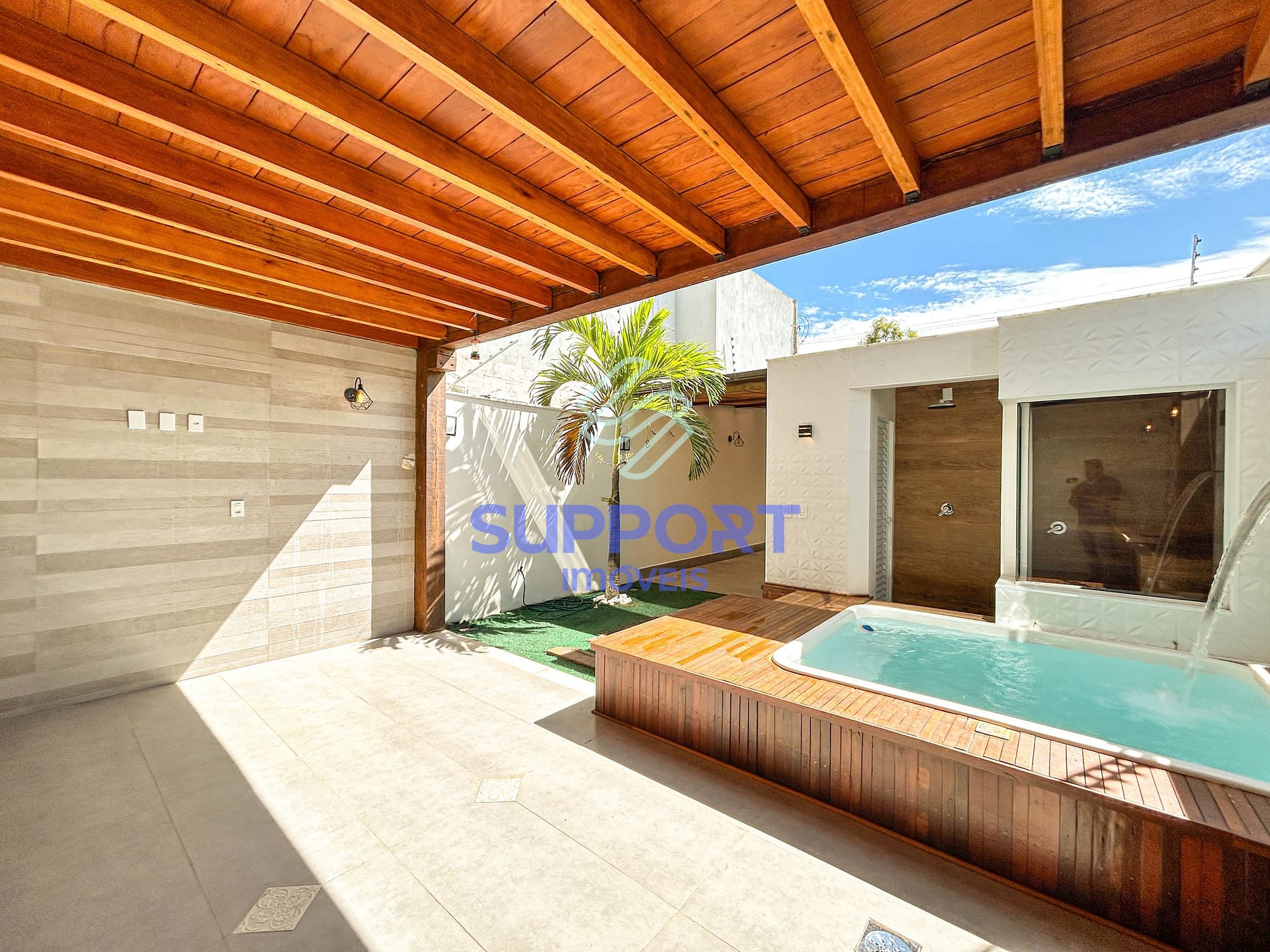 Casa à venda com 4 quartos, 230m² - Foto 11