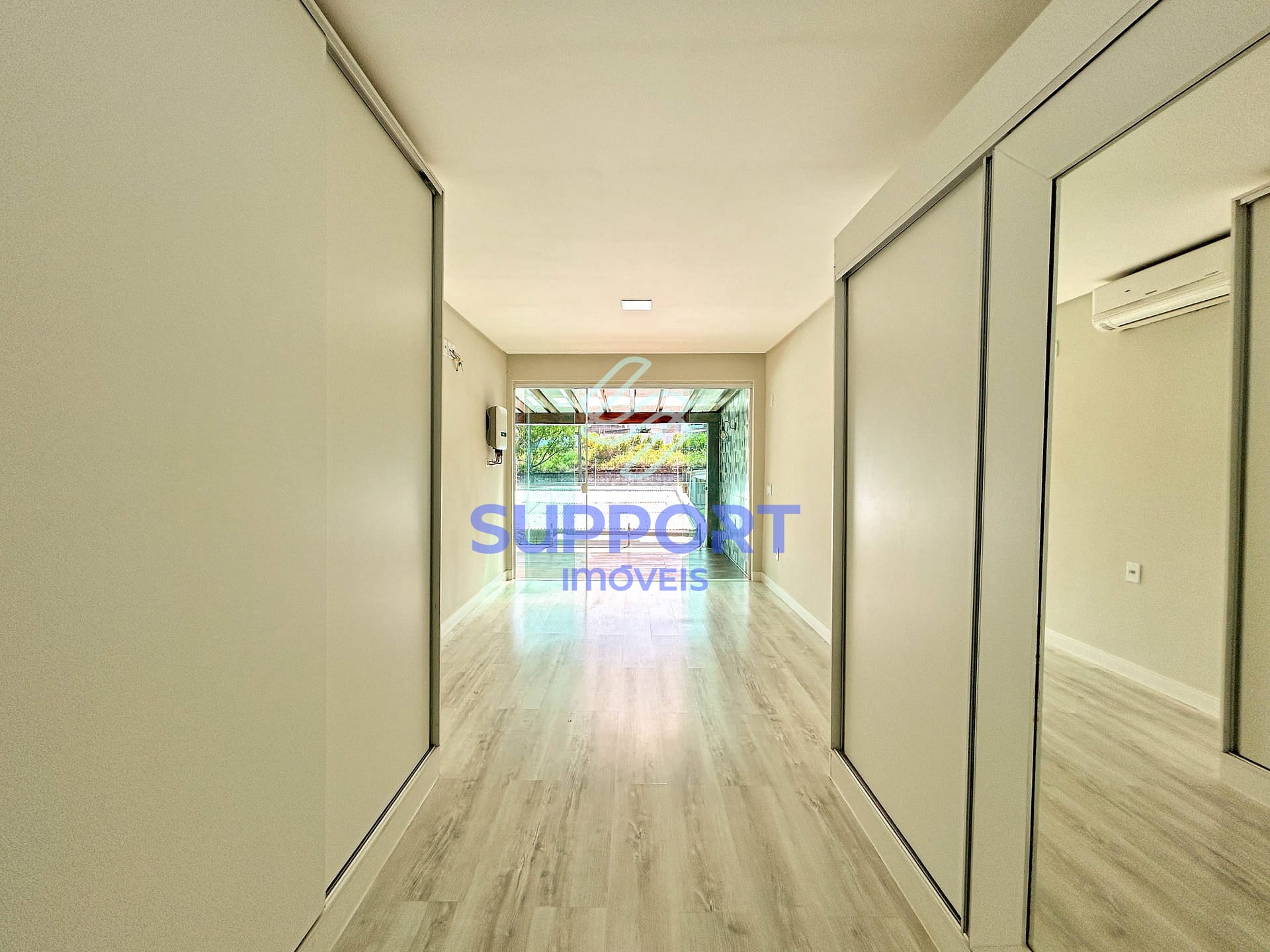 Casa à venda com 4 quartos, 230m² - Foto 33