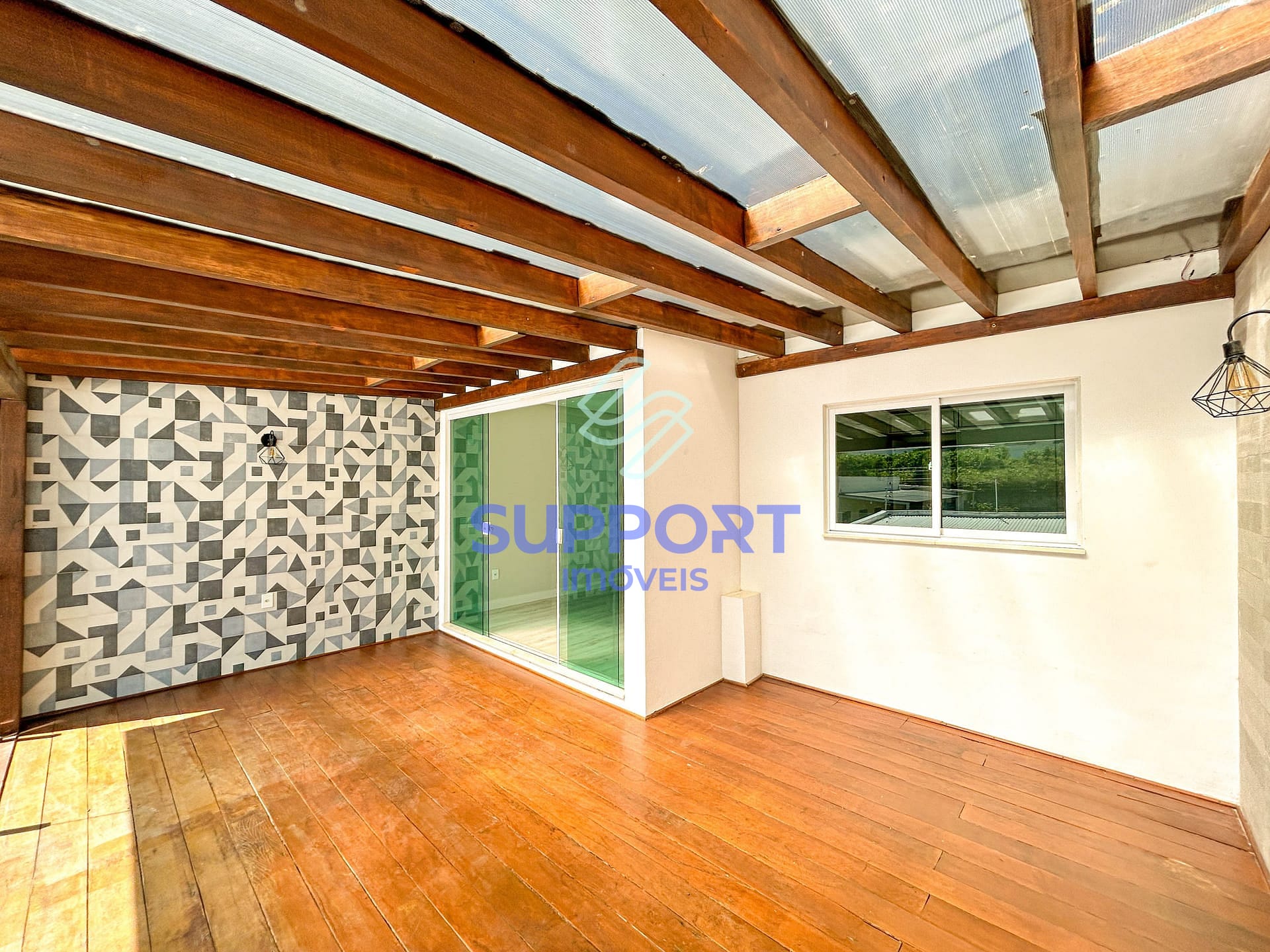 Casa à venda com 4 quartos, 230m² - Foto 37