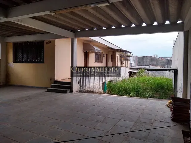 Casa com 430m² 2 quartos e 2 banheiros, à venda, no bairro Vila Bertioga em São Paulo