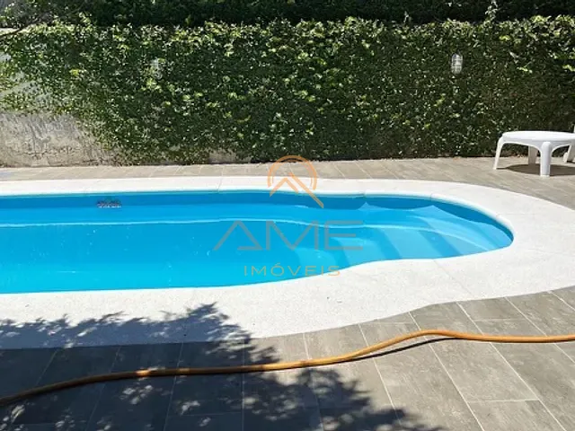 Casa 2 quartos e 2 banheiros, à venda, no bairro Laranjal em Pelotas