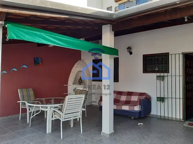 Casa com 320m² 3 quartos e 3 banheiros, à venda, no bairro Martim de Sá em Caraguatatuba
