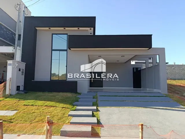 Casa 3 quartos e 3 banheiros, à venda, no bairro Jardins Parma em Senador Canedo