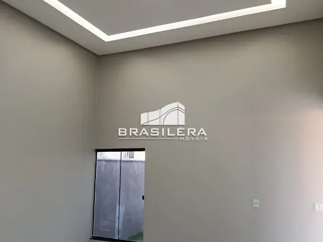 Casa 3 quartos e 3 banheiros, à venda, no bairro Jardins Parma em Senador Canedo