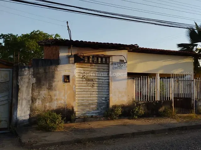 Casa com 450m² 5 quartos e 4 banheiros, à venda, no bairro Brasilar em Teresina