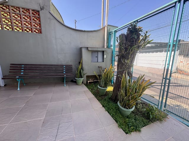 Casa 4 quartos e 3 banheiros, à venda, no bairro Alto Ipiranga em Mogi das Cruzes