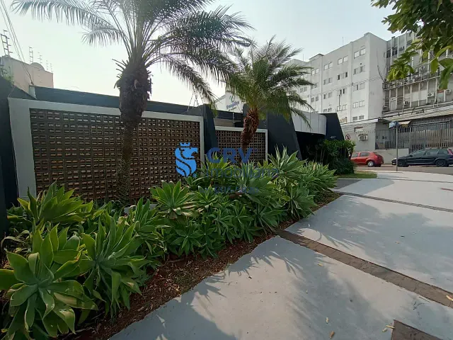 Casa com 461m², à venda, no bairro Petrópolis em Londrina