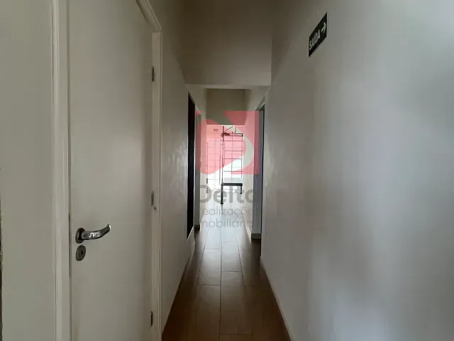 Casa 4 quartos e 3 banheiros, à venda, no bairro Centro em Pirassununga
