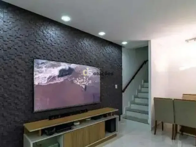 Casa 2 quartos e 2 banheiros, à venda, no bairro Parque Maria Domitila em São Paulo