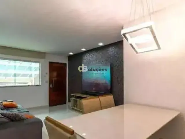 Casa 2 quartos e 2 banheiros, à venda, no bairro Parque Maria Domitila em São Paulo