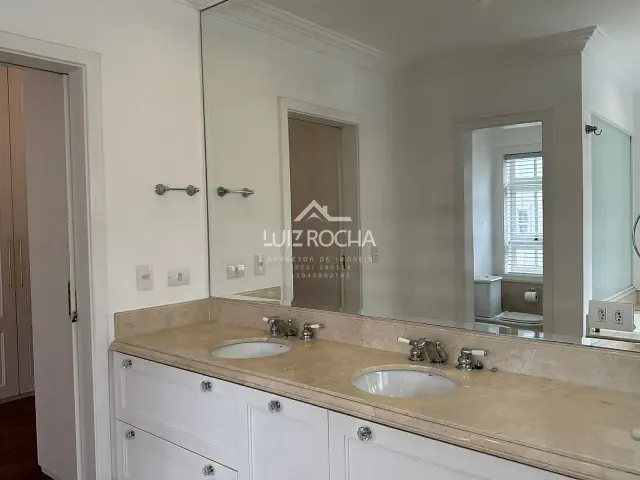 Casa com 740m² 4 quartos e 6 banheiros, à venda, no bairro Tamboré em Santana de Parnaíba