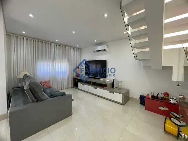 Casa com 288m² 3 quartos e 4 banheiros, à venda, no bairro Mirante Estrelas em Vinhedo