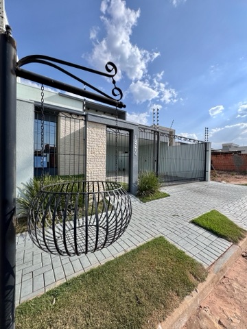 Casa com 265m² 2 quartos e 2 banheiros, à venda, no bairro Montserrat em Nova Mutum