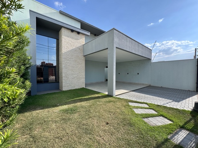 Casa com 265m² 2 quartos e 2 banheiros, à venda, no bairro Montserrat em Nova Mutum
