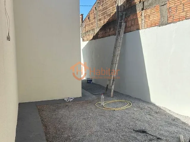 Casa com 200m² 2 quartos e 1 banheiro, à venda, no bairro Pinheiros III em Sorriso
