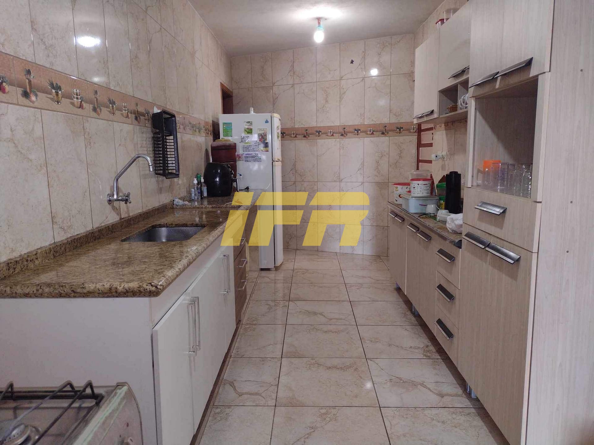 Casa, 5 quartos, 170 m² - Foto 3