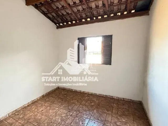 Casa 2 quartos e 2 banheiros, à venda, no bairro Jardim Marajoara em Pederneiras