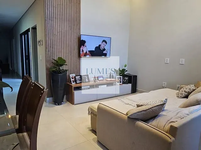 Casa com 150m² 3 quartos e 2 banheiros, à venda, no bairro Parque Universitário em Americana