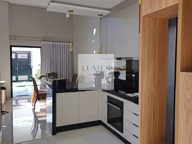 Casa com 150m² 3 quartos e 2 banheiros, à venda, no bairro Parque Universitário em Americana