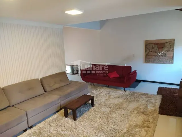 Casa com 300m² 4 quartos e 4 banheiros, à venda, no bairro Jardim Aracy em Mogi das Cruzes