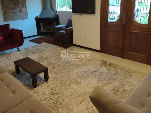 Casa com 300m² 4 quartos e 4 banheiros, à venda, no bairro Jardim Aracy em Mogi das Cruzes