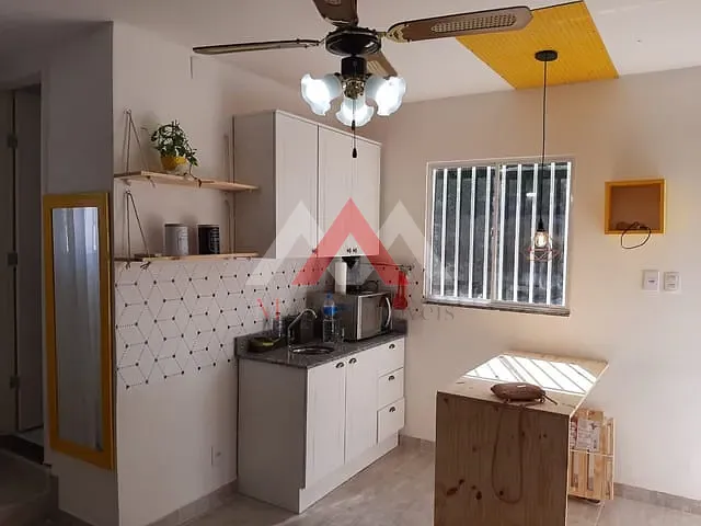 Casa 4 quartos e 3 banheiros, à venda, no bairro Santa Rosa em Niterói