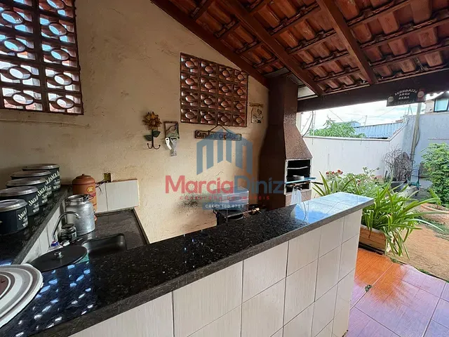 Casa com 200m² 3 quartos e 1 banheiro, à venda, no bairro Jardim América em Ituverava