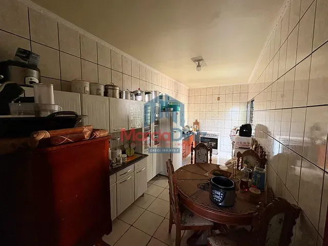 Casa com 200m² 3 quartos e 1 banheiro, à venda, no bairro Jardim América em Ituverava